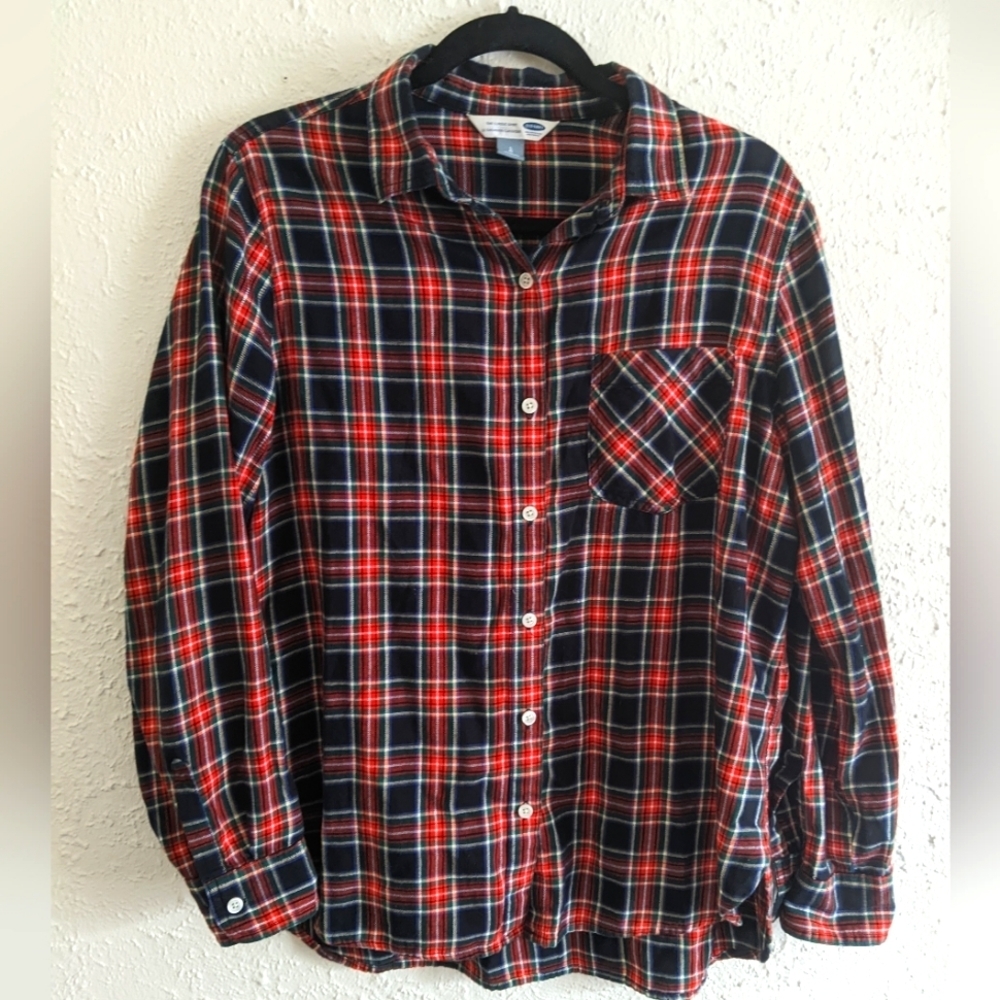 Old Navy Classic Fit Plaid Button Down Shirt
